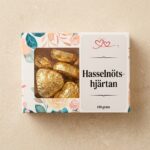 Hasselnöts-hjärtan 150 g i blommig presentask med fönster